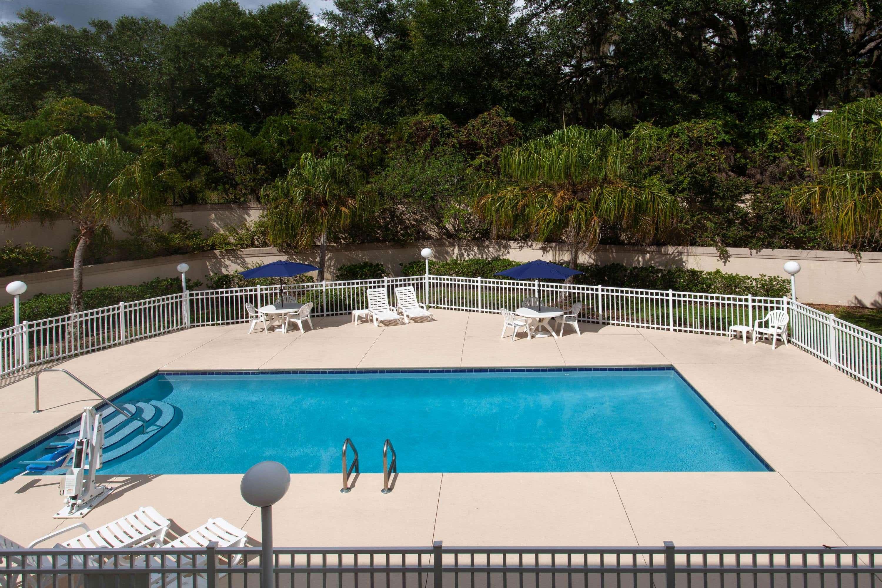 Microtel And By Wyndham - Lady Lake/