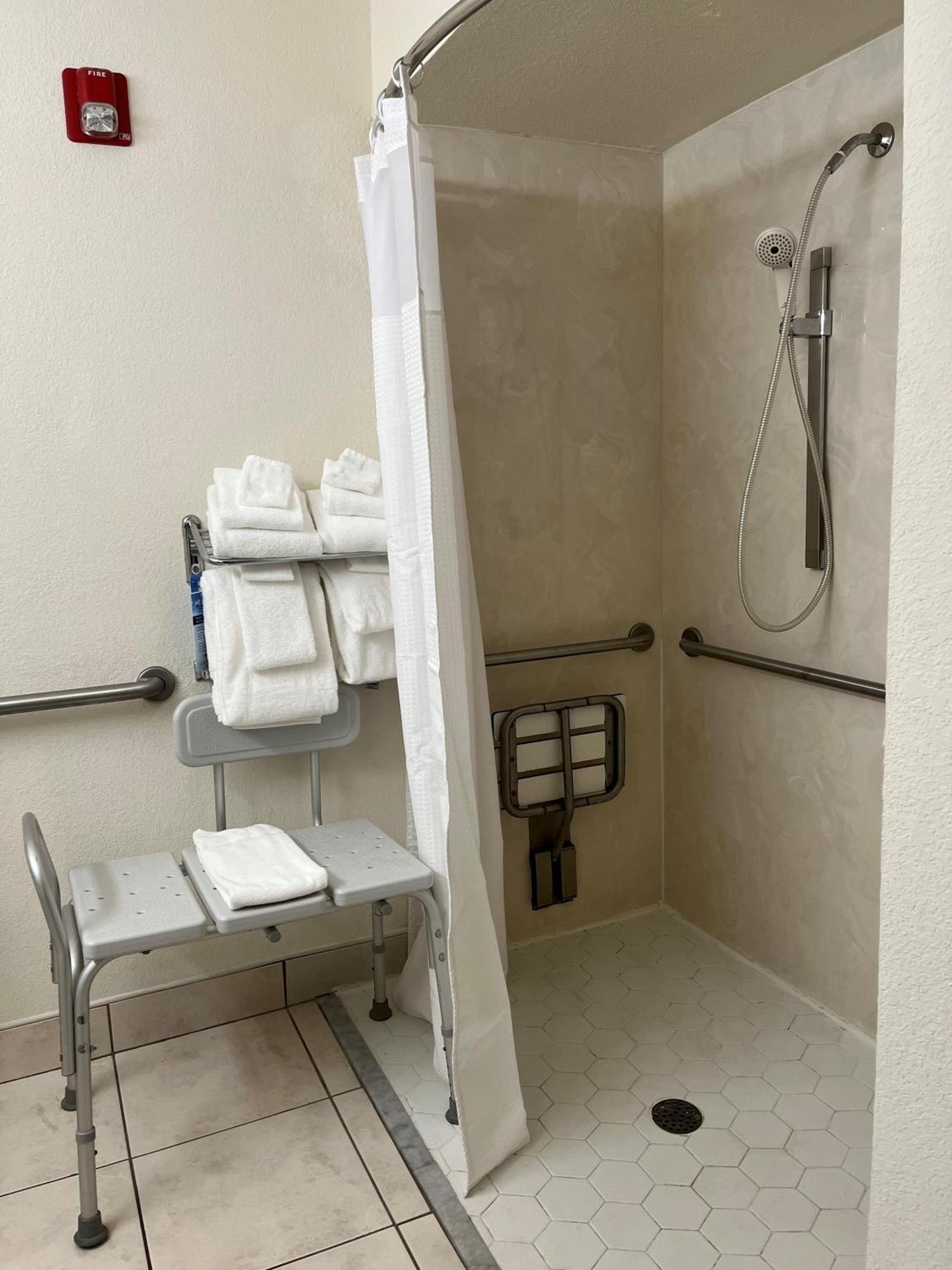 Hotel Microtel And By Wyndham - Lady Lake/ 2*