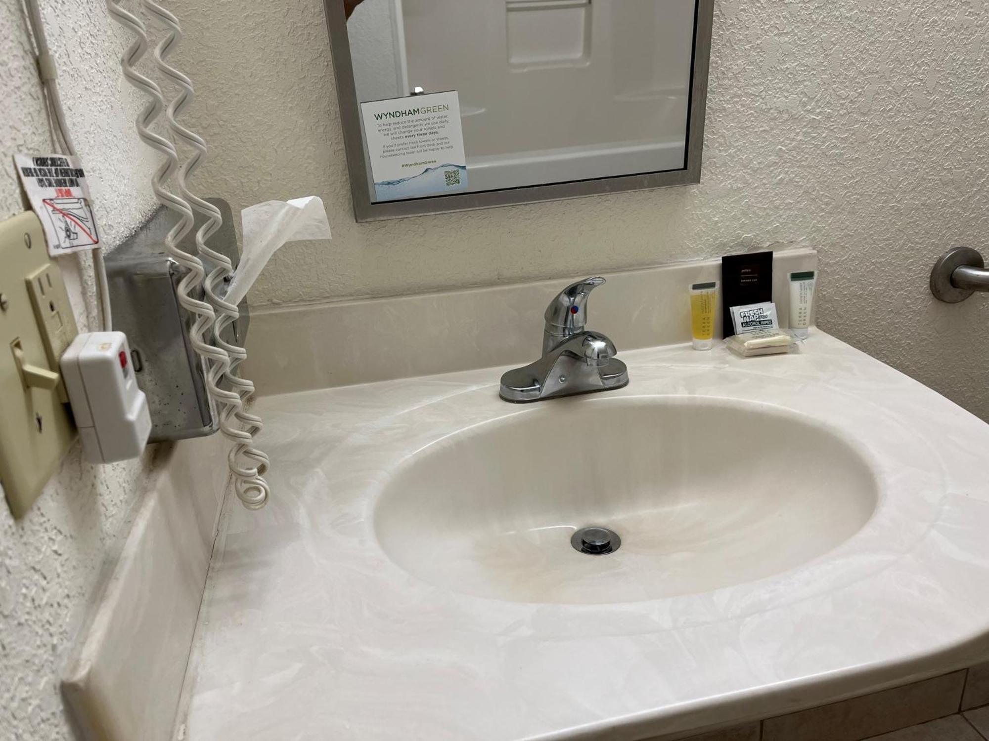 Microtel And By Wyndham - Lady Lake/ Hotel 2*
