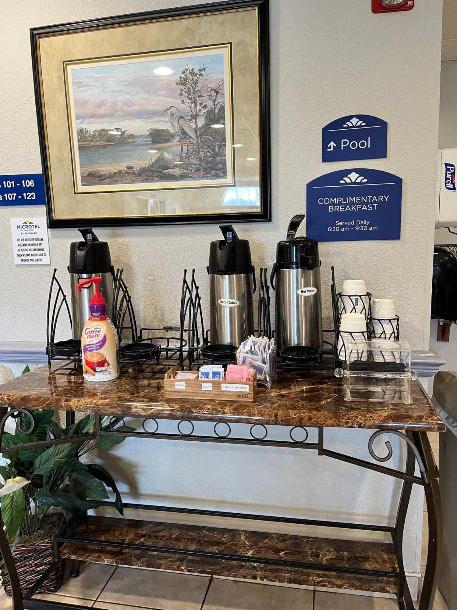 Microtel And By Wyndham - Lady Lake/ Hotel 2*