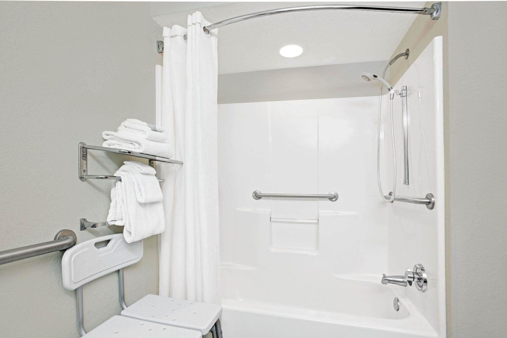 Microtel And By Wyndham - Lady Lake/